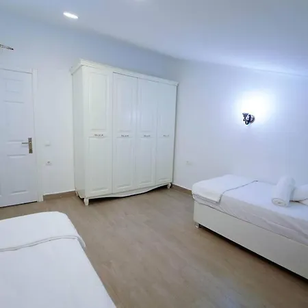 Central Near Trendy Attractions In Appartement